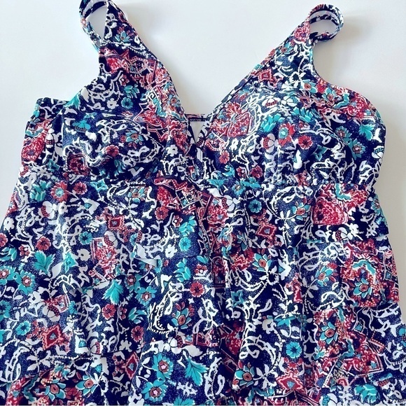 SWIM Solutions All Over Stretch Swimsuit One Piece Slimming Size 18 - Picture 6 of 14